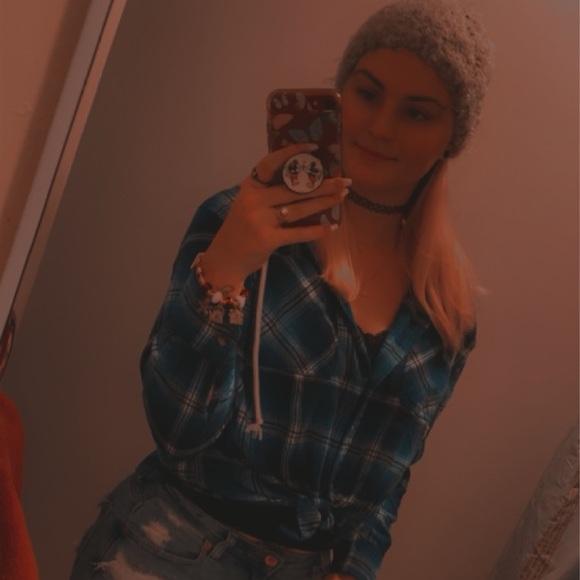 Meet your Posher, Cheyenne - Picture 7 of 15